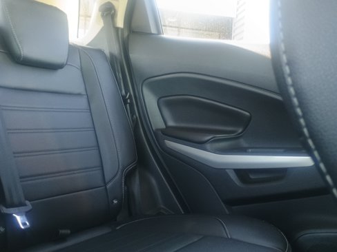 Used 2021 Ford EcoSport Titanium image 30