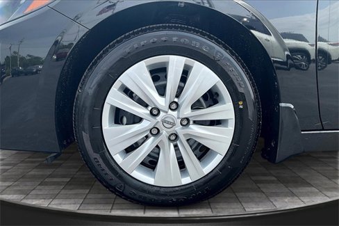 New 2025 Nissan Sentra S image 11