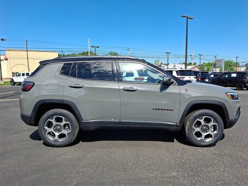 Used 2022 Jeep Compass Trailhawk w/ Trailhawk Elite Group image 7
