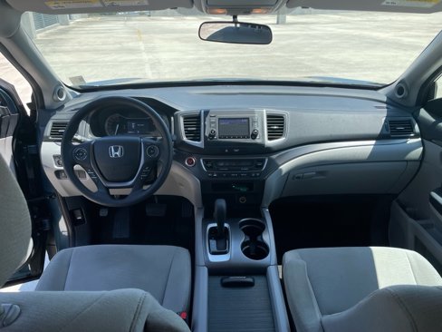 Used 2017 Honda Pilot LX image 18
