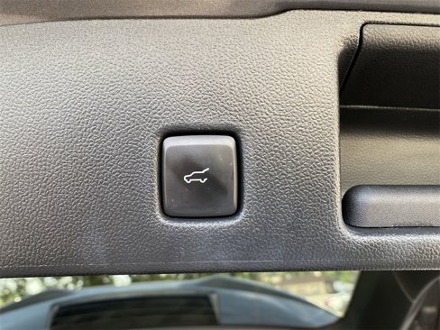 Used 2023 Ford Escape ST-Line image 31
