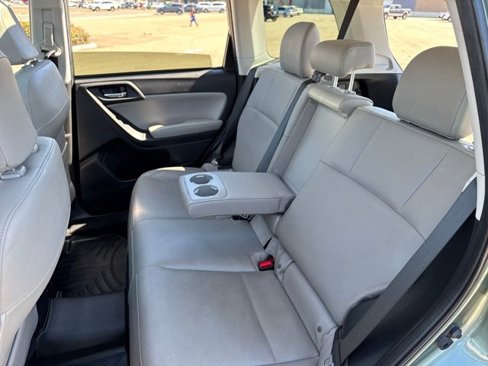 Used 2017 Subaru Forester 2.5i Limited image 14