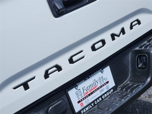 Used 2021 Toyota Tacoma SR image 5