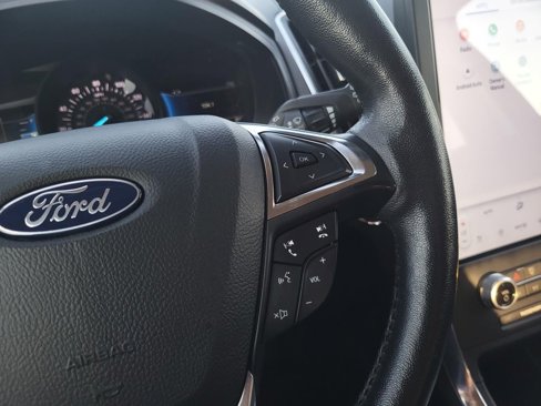 Used 2022 Ford Edge Titanium image 15