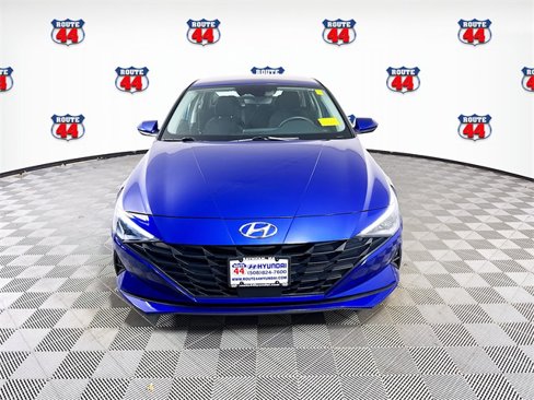 Used 2023 Hyundai Elantra SEL w/ Convenience Package image 7