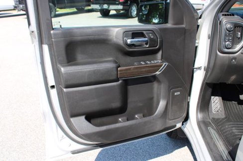 Used 2020 Chevrolet Silverado 1500 RST image 38