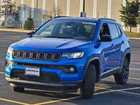 New 2025 Jeep Compass Latitude w/ Altitude Special Edition image 3