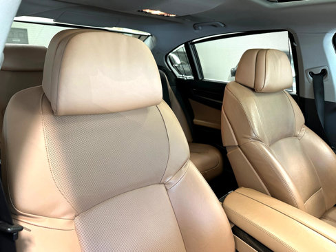 Used 2011 BMW 740Li image 22