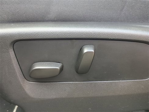 Used 2023 Buick Envision Essence w/ Sport Touring Package image 15