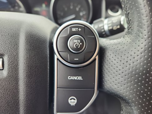 Used 2016 Land Rover Range Rover Sport HSE image 20