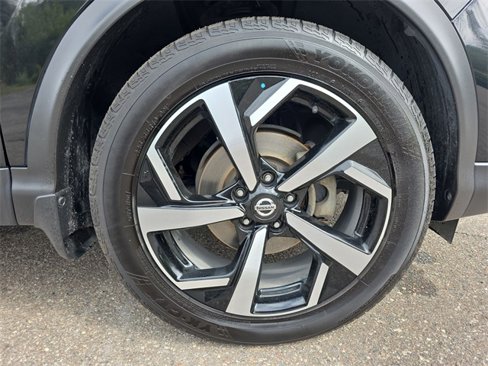 Certified 2020 Nissan Rogue Sport SL w/ Premium Package image 10