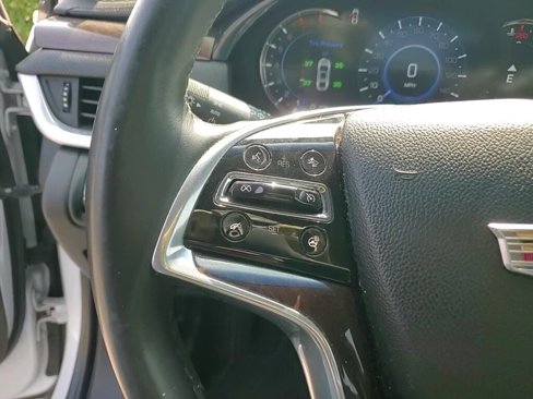 Used 2016 Cadillac XTS Premium image 14