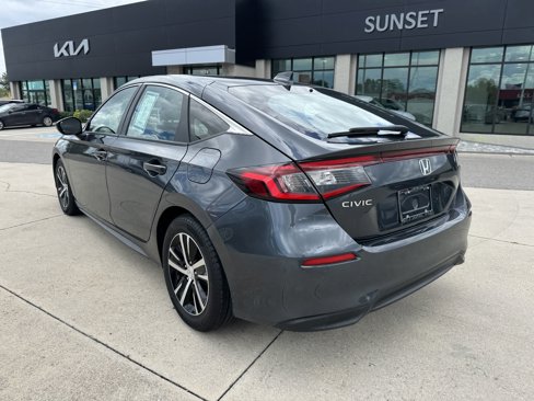 Used 2023 Honda Civic LX image 6