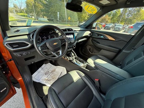 Used 2023 Chevrolet TrailBlazer ACTIV w/ Sun and Liftgate Package image 17