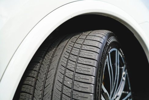 Used 2016 Porsche Cayenne Turbo image 7