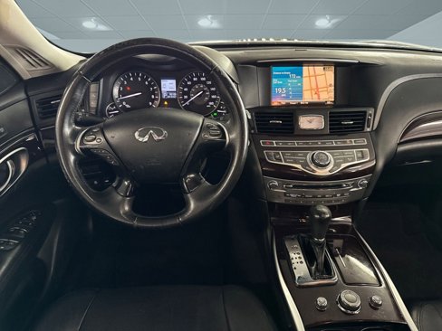 Used 2011 INFINITI M37 w/ Premium Pkg image 25
