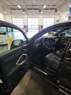 Used 2023 Audi Q3 2.0T Premium image 9