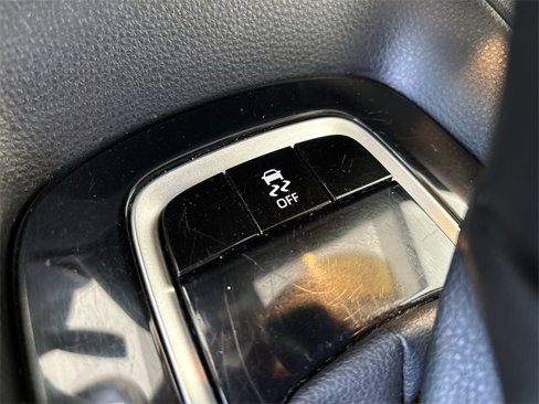 Used 2023 Toyota Corolla LE image 26
