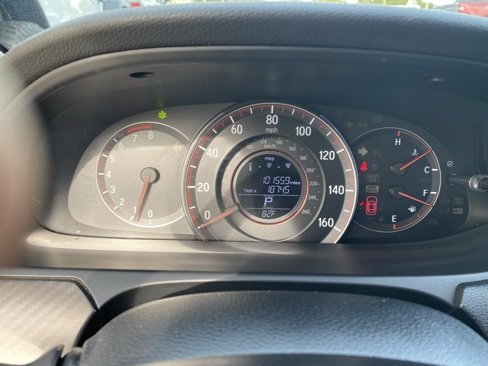 Used 2017 Honda Accord Sport image 18
