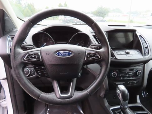 Used 2018 Ford Escape SEL image 21