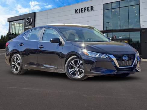 Used 2021 Nissan Sentra SV image 2
