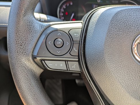 Used 2023 Toyota RAV4 XLE image 21