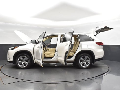 Used 2019 Toyota Highlander Limited image 42