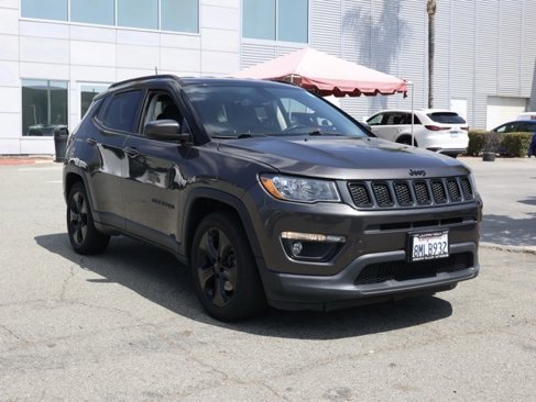 Used 2019 Jeep Compass Altitude image 2