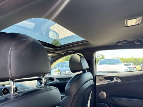 Used 2019 Kia Stinger GT2 image 22