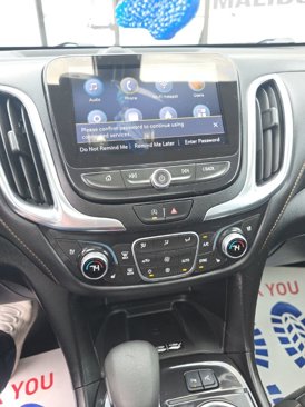 Used 2022 Chevrolet Equinox Premier image 36