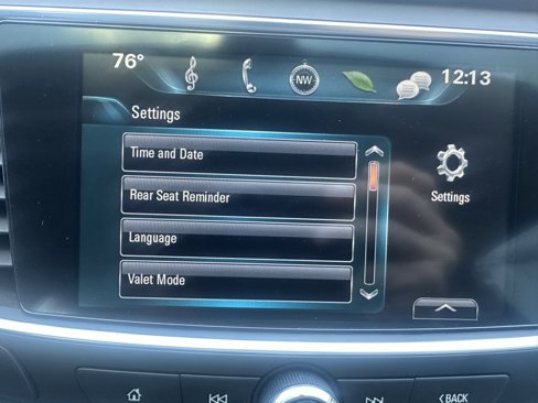 Used 2019 Buick LaCrosse Essence image 13