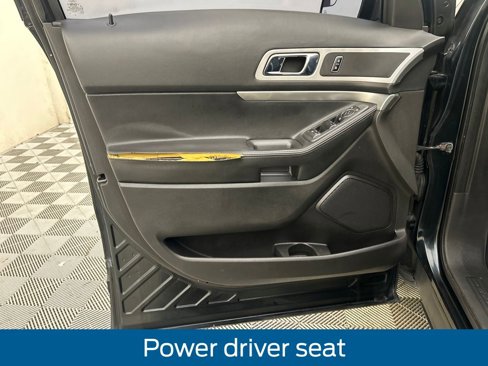 Used 2014 Ford Explorer XLT w/ Equipment Group 202A image 34