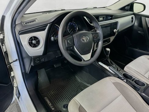 Used 2019 Toyota Corolla LE image 10