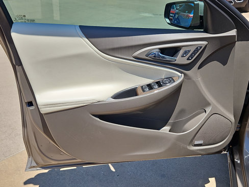 Used 2024 Chevrolet Malibu LT image 12