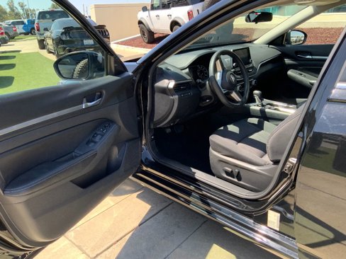 Used 2022 Nissan Altima 2.5 SV image 12