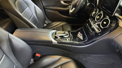 Used 2015 Mercedes-Benz C 300 4MATIC Sedan image 16