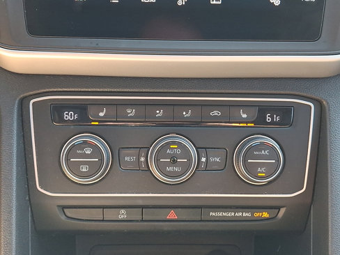 Used 2021 Volkswagen Atlas SE w/ Panoramic Sunroof Package image 17