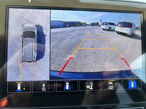 Used 2022 Chevrolet Equinox Premier image 35