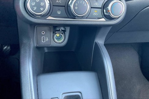 Used 2025 Nissan Versa S w/ Trunk Package image 26