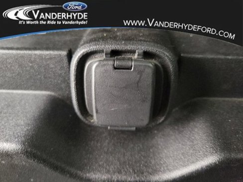 Used 2017 Ford F150 XLT w/ Equipment Group 302A Luxury image 16