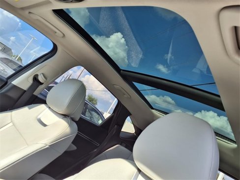 Used 2022 Hyundai Tucson Limited image 7
