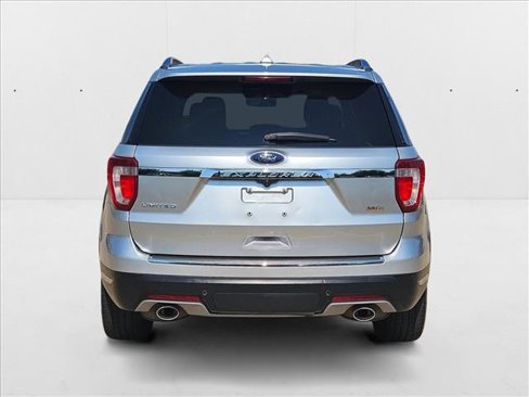 Used 2019 Ford Explorer Limited w/ Class III Trailer Tow Package image 7