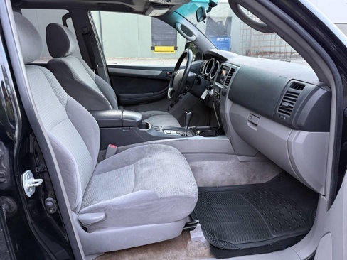 Used 2005 Toyota 4Runner SR5 image 14