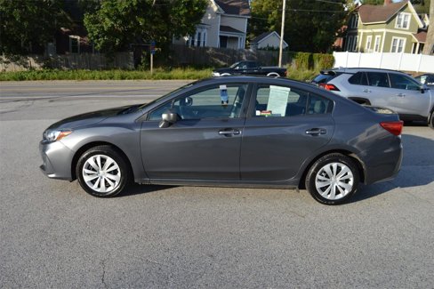 Used 2019 Subaru Impreza 2.0i image 2