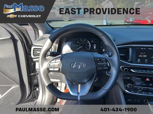 Used 2019 Hyundai Ioniq Plug-In Hybrid image 13