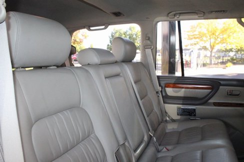 Used 2003 Lexus LX 470 4WD image 53