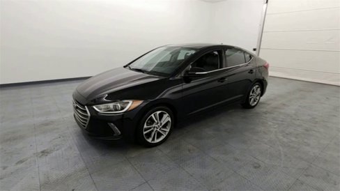 Used 2018 Hyundai Elantra Limited w/ Cargo Package image 4