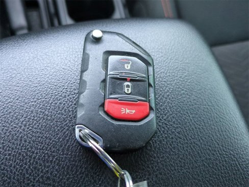 Used 2020 Jeep Gladiator Mojave image 27