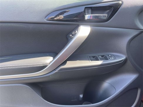 Used 2018 Mitsubishi Eclipse Cross SE image 15