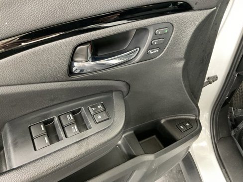 Certified 2020 Honda Pilot Touring image 35